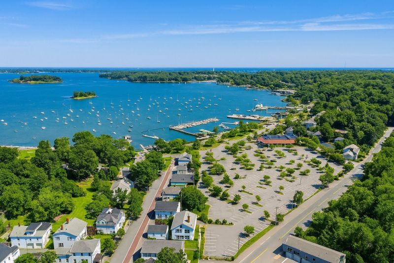 Best Siding Repair pros in Hyannis, MA